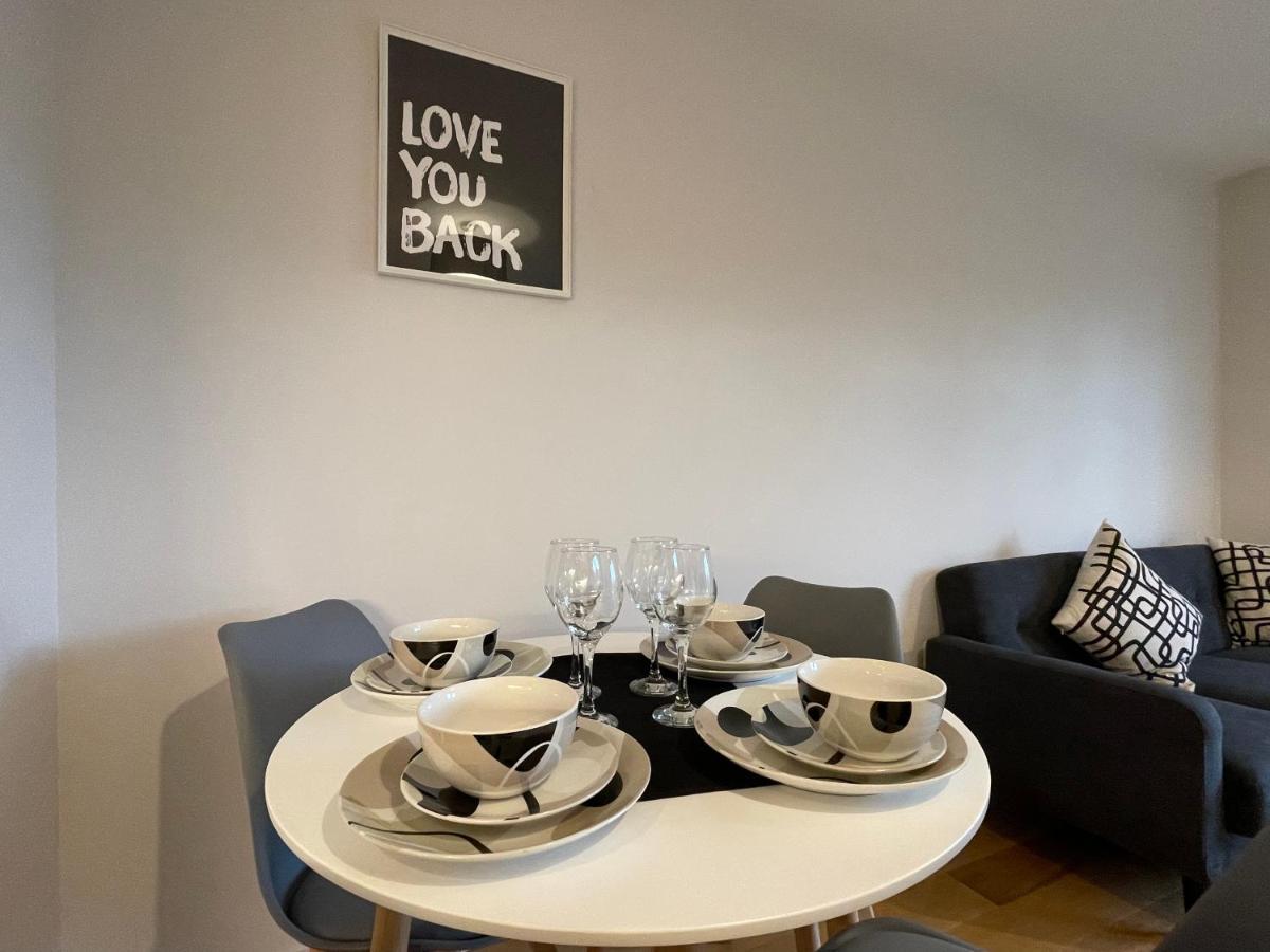 Stunning 2-Bed Apartment In Bristol With Parking Екстер'єр фото